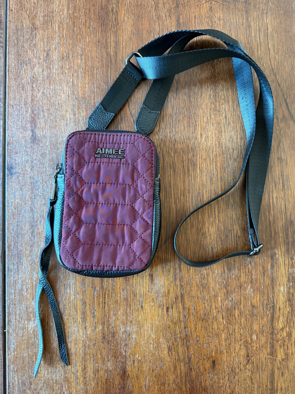 Aimee Kestenberg Quilted phone Crossbody Bag in Burgundy